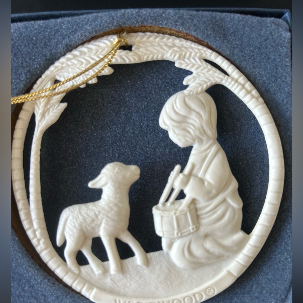 Wedgwood Jasper Ornament Little Drummer Boy - Picture 2 of 4